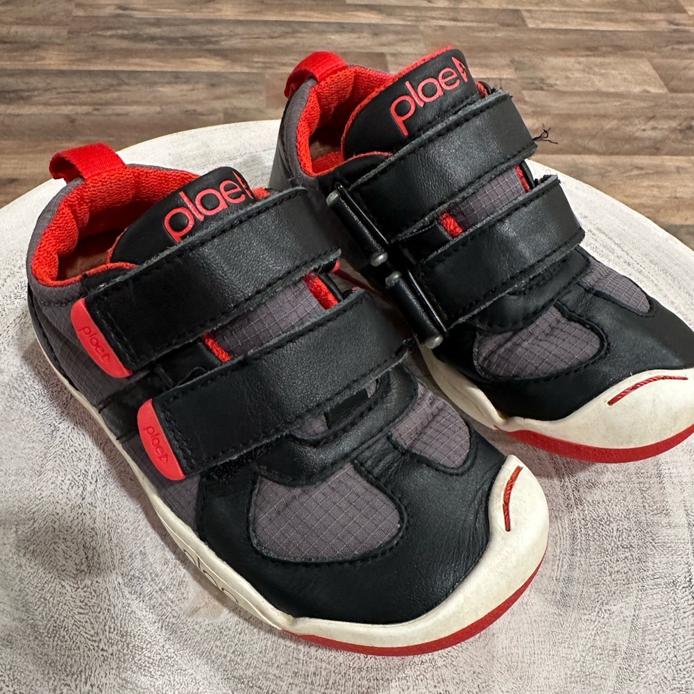 Plae 9 toddler tennis shoes
